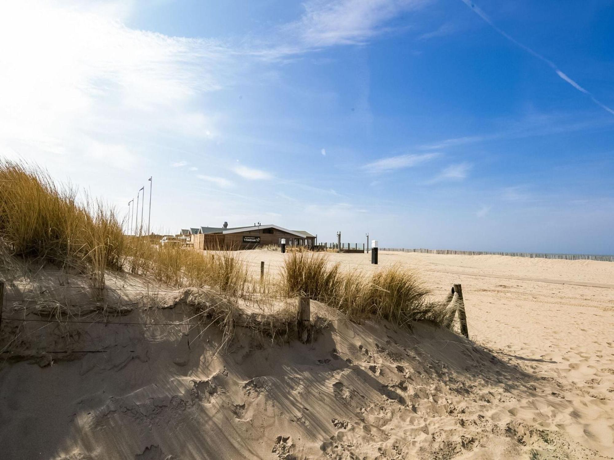 Apartment With Sea View And Parking In Katwijk Aan Zee Esterno foto